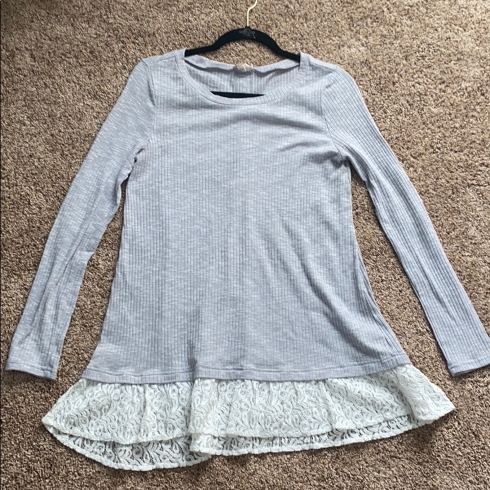 Long grey Altar’d state shirt